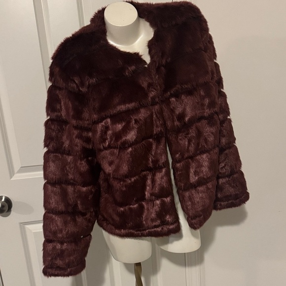 Ava & Viv Rich wine color Faux Fur Jacket - Picture 1 of 6